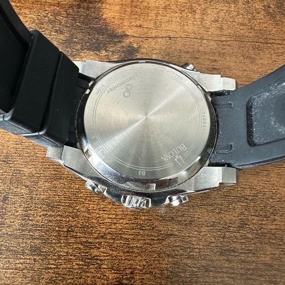 Bulova Men's Black and Silver Watch - Picture 3 of 4